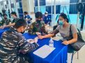 Kodiklatal Gelar Serbuan Vaksin Masyarakat Maritim di Pelabuhan GSN
