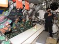 Siswa Satdik 3 Sorong Takjub Alutsista Kapal Selam KRI Ardadedali-404