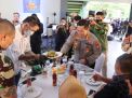 Kapolres Gresik Cicipi Bandeng Gresik Olahan Chef Juna