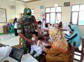 Serbuan Vaksin Diberikan ke Puluhan Siswa Madrasah di Balongpanggang