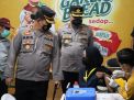 Kapolres Gresik Cek Vaksin Booster Pekerja di Perusahaan