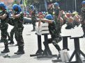 Aksi Demo Kolone Senapan Hingga Serangan Kilat, Tutup Rangkaian Pelantikan Dikmaba TNI AL 41/2