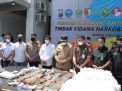 Polresta Malang Kota dan BNN Musnahkan Belasan Kilogram Narkoba