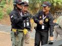 Dalam Rangka HUT Bhayangkara ke-76, Kapolda Jatim Raih Juara 1 Speed Shoot PCC MPX Beregu di Kapolri Cup