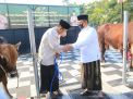 Wakapolda Jatim Ikuti Sholat Ied dan Salurkan Hewan Qurban