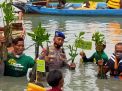 Polairud Polres Gresik Peduli Lingkungan, Tanam Mangrove di Hari Perhubungan Nasional