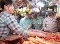 Kapolres Jember Bersama Dandim Cek Pasar, Pastikan Harga Bahan Pokok Aman