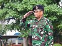 Kakuwil Kodiklatal Pimpin Upacara Bendera Senin