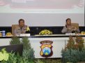 Kapolda Jatim Beri Motivasi Personil Polres Pasuruan Kota dan Santuni Anak Yatim
