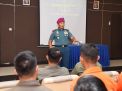 Tinjau Siswa Penerbang TNI AL Berlatih, Dankodiklatal: Jadilah Prajurit Profesional