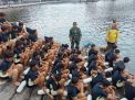 Mampu Bertahan Lama di Air, Siswa Dikmaba TNI AL Angkatan XLll/2 TA.2022 Latihan Renang Laut