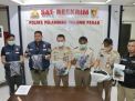 Satreskrim Polres Tanjung Perak Gagalkan Penyelundupan Burung Gagak Hitam