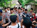 Bulan Ramadhan, Kapolres Jombang Sapa Warga dan Bagi 100 Paket Sembako