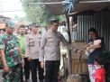 Kapolres Pasuruan Sambang Warga, Sampaikan Himbauan Kamtibmas dan Bagi Sembako
