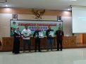 DLH Madiun Beri Penghargaan Perhutani Lawu Ds Ketaatan Laporan Dokumen Lingkungan