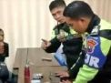Sat PJR Polda Jatim Amankan 2 Sopir Truk Gunakan Sabu