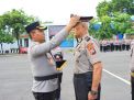 Kapolres Tuban Beri Anggota Penghargaan Pangkat Pengabdian