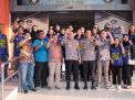Kapolres Gresik Lepas Keberangkatan Tim Bola Volly ke Porprov ke-8