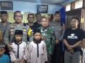 Kasatlantas Polres Bondowoso dan TNI Berbagi ke Puluhan Anak Yatim-piatu