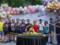 Mercure Surabaya Grand Mirama Bagikan 170 Topeng Robyong di Anniversary Sweet Seventeen