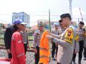 Polres Lamongan Atensi Perlintasan Kereta Api Tanpa Palang Pintu, Beri Peralatan Relawan