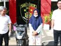 Polres Pelabuhan Tanjung Perak Kembalikan Motor Curian ke Pemiliknya
