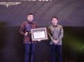 Kapolres Gresik Raih Penghargaan Radar Surabaya Award 2024