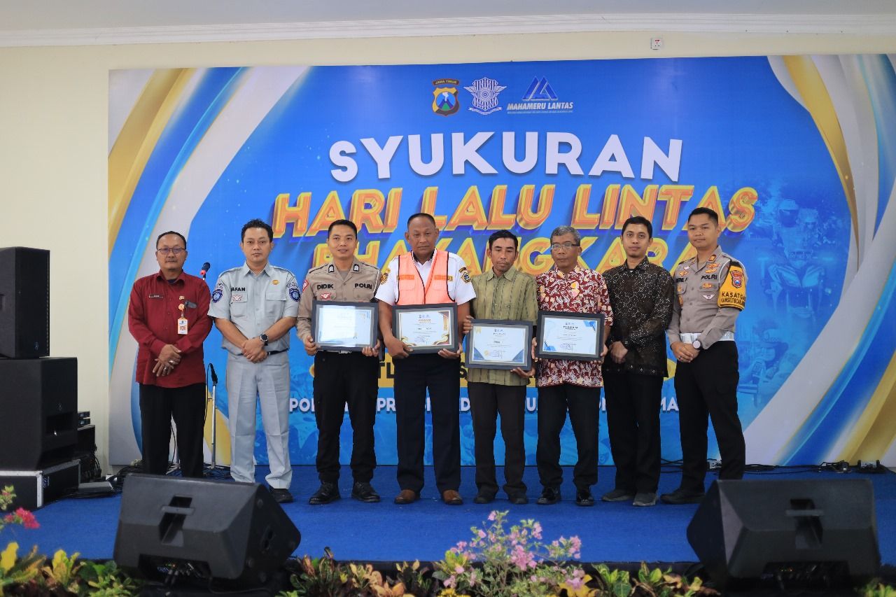 Satlantas Polres Gresik rayakan Harlantas Bhayangkara ke-69