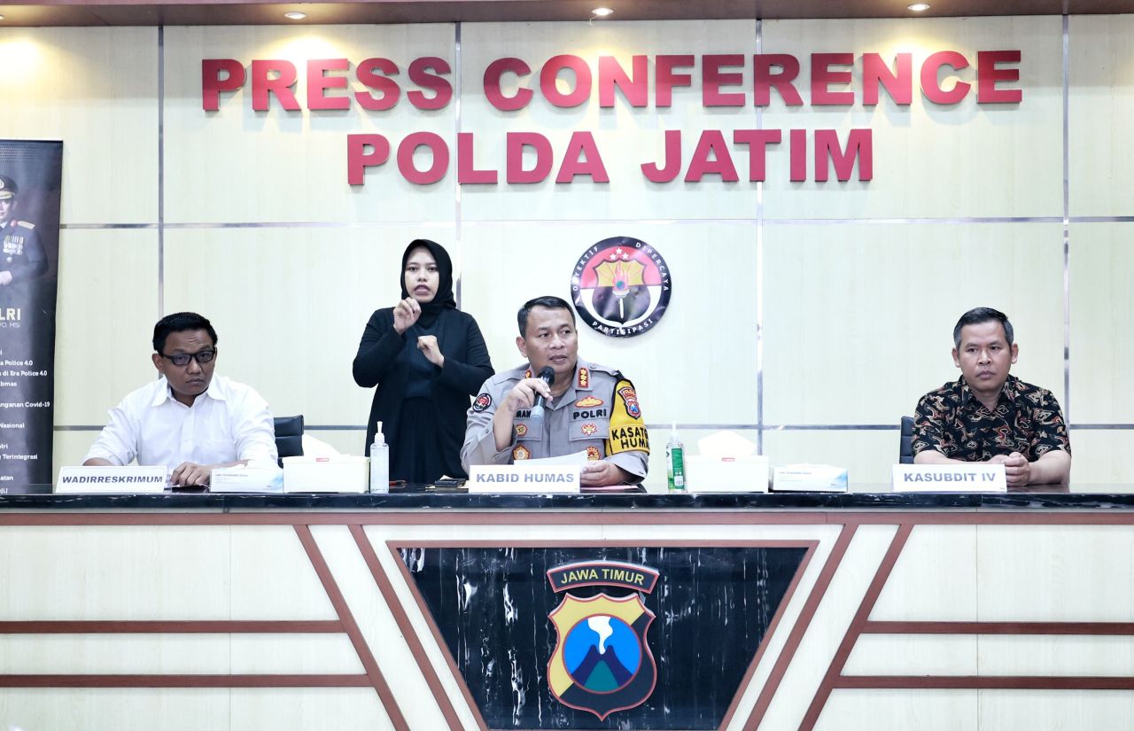 Ditreskrimum Polda Jatim amankan pelaku Pesta Sex