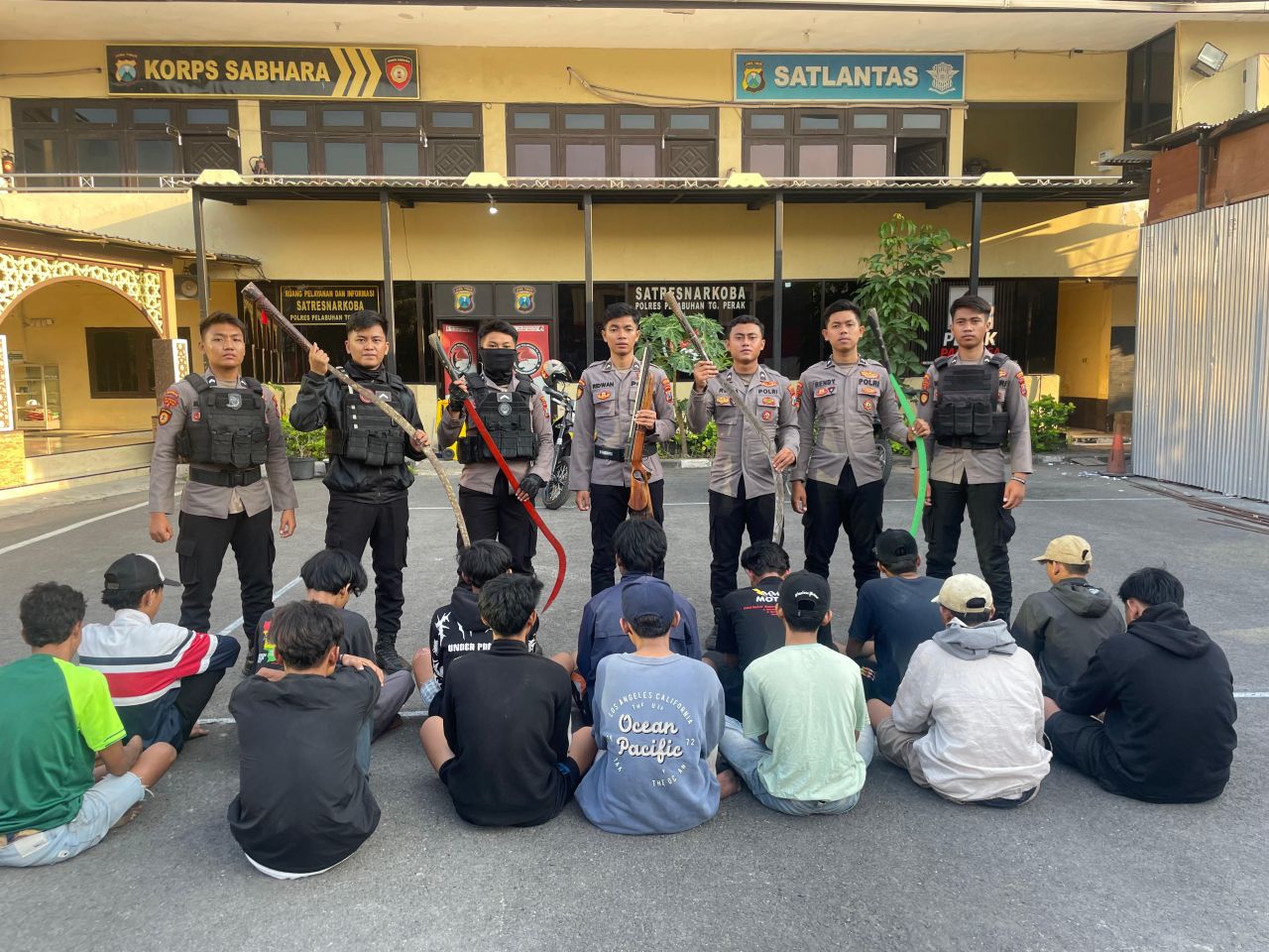 Polisi gagalkan aksi tawuran di Tambak Wedi Surabaya