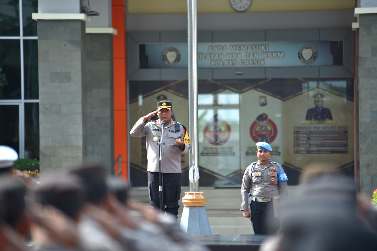 Kapolres Gresik AKBP Arief Kurniawan