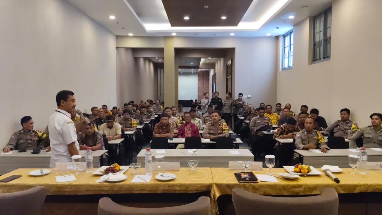 Polres Tanjung Perak Gelar Pelatihan Kasatkamling