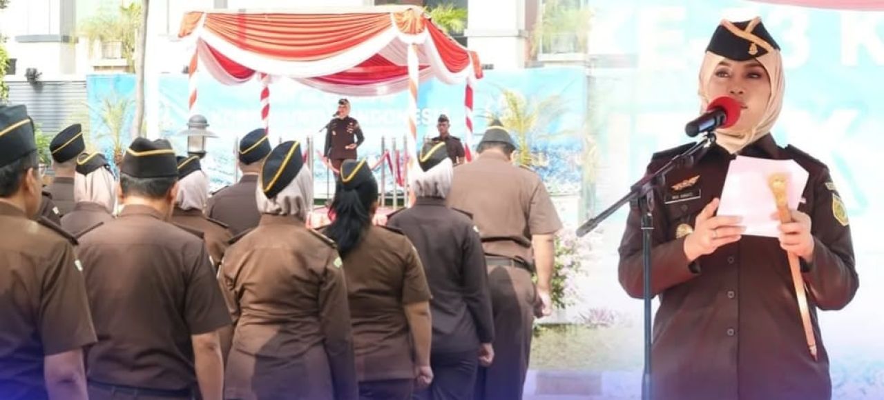 Kajati Jatim Pimpin Upacara Peringatan HUT Korpri ke 53