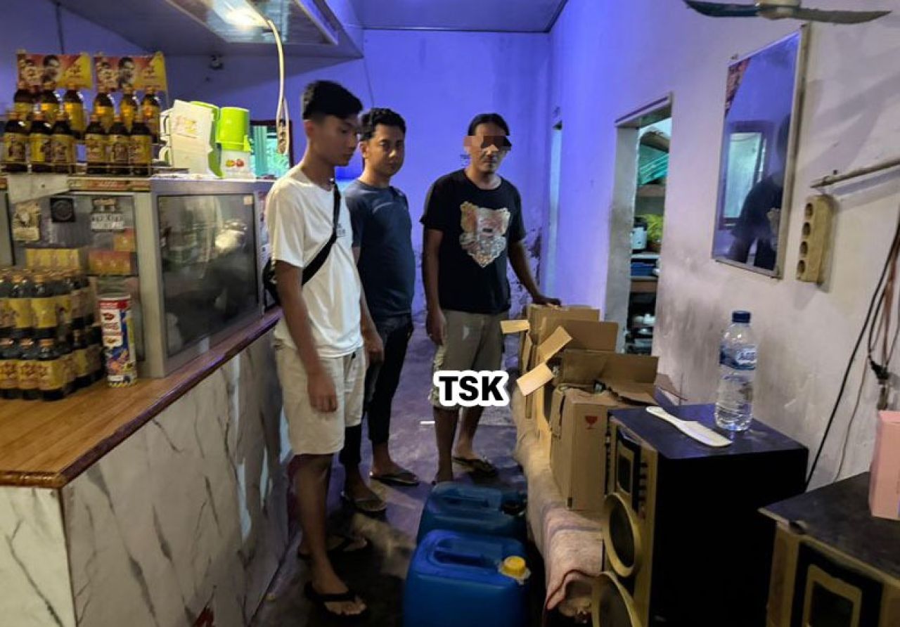 Polres Nganjuk Ungkap Kasus Penjual Miras Tanpa Izin