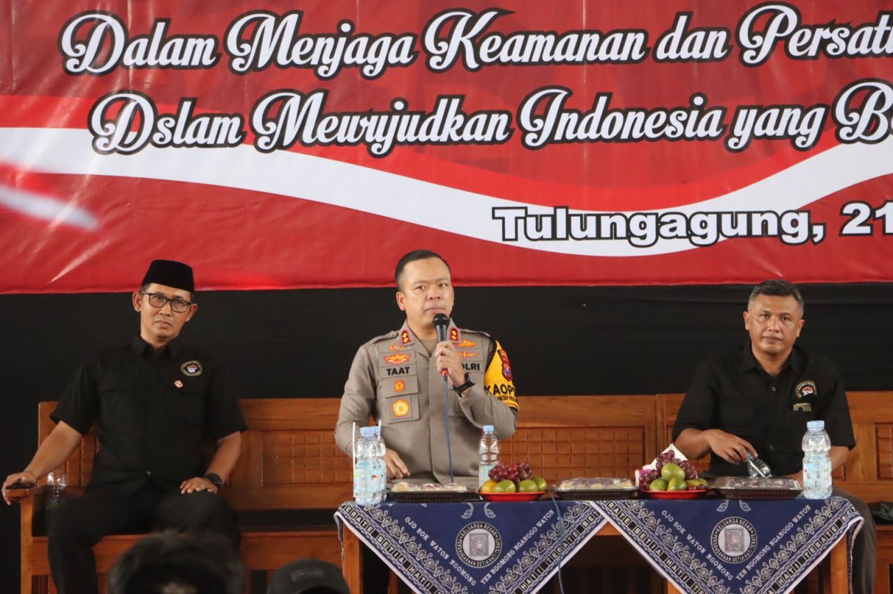 Kapolres Tulungagung Hadir dan Berikan Materi di Seminar Kebangsaan