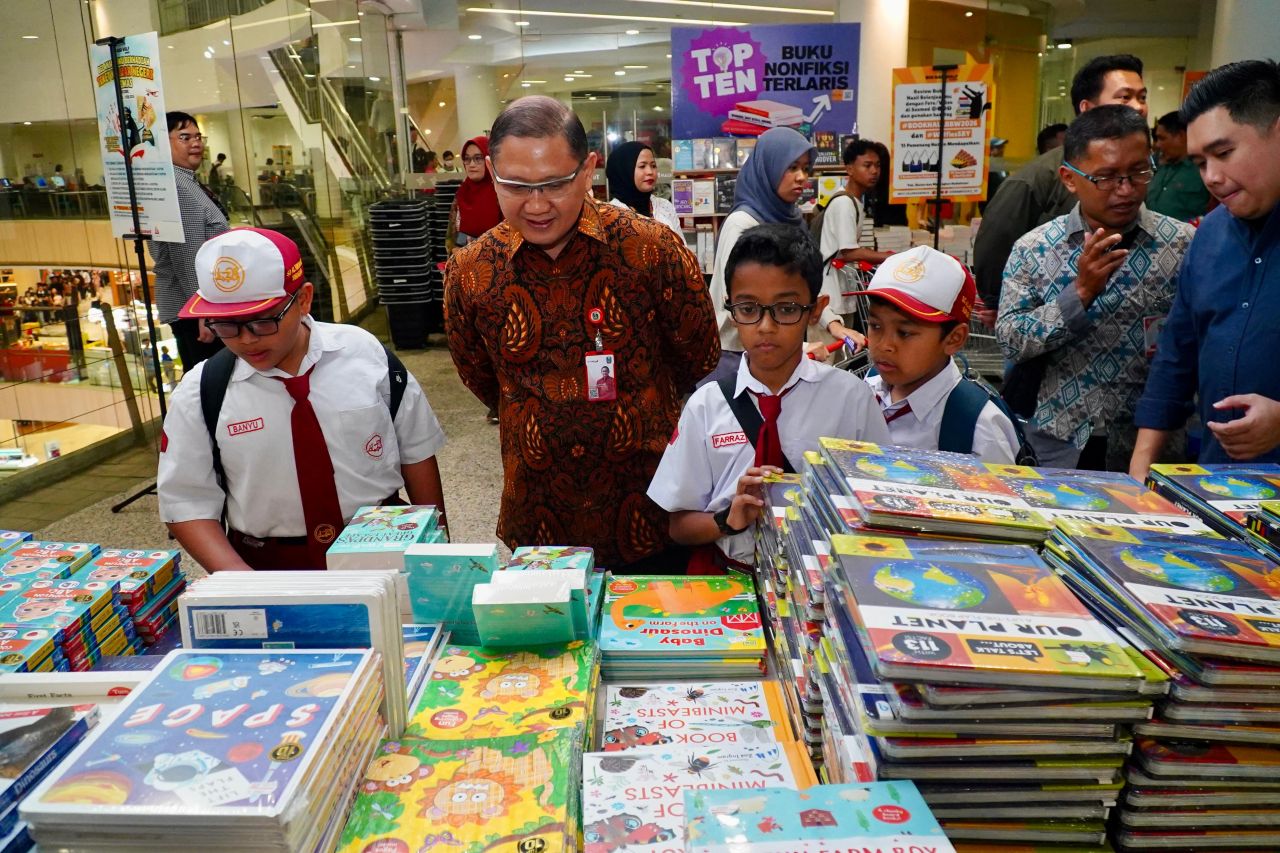 Buka Bazar Buku Big Bad Wolf 2026, Kadindik Jatim Harapkan Semangat Baru Gerakkan Gelombang Literasi