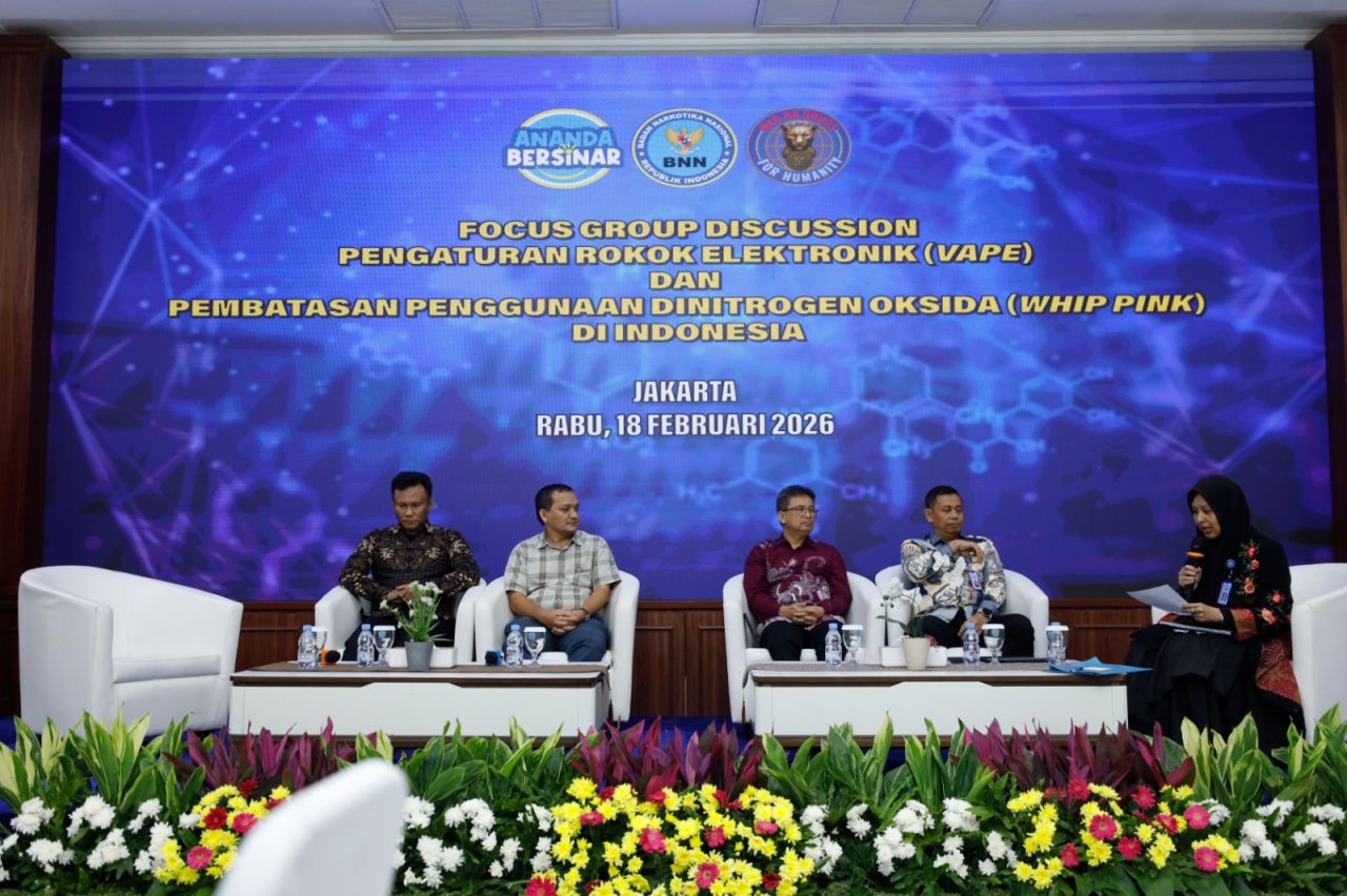 Pengaturan Rokok Elektrik(VAPE)Dan Pembatasan Penggunaan Dinitrogen Oksida(WHIP PINK)Di Indonesia 