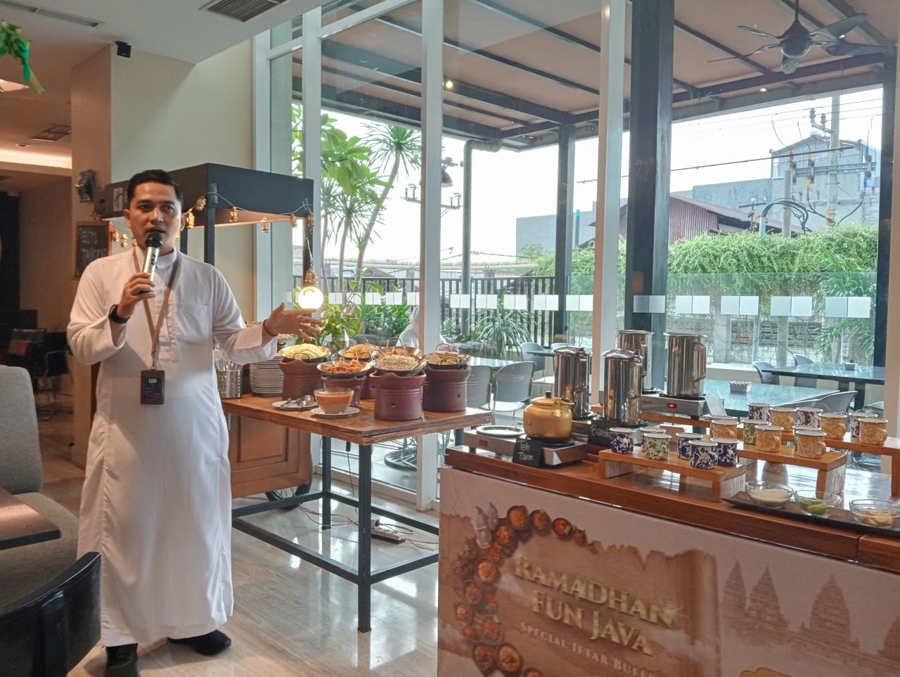 Holiday Inn Express Surabaya Hadirkan Promo Iftar Bertema “Ramadhan Fun Java”