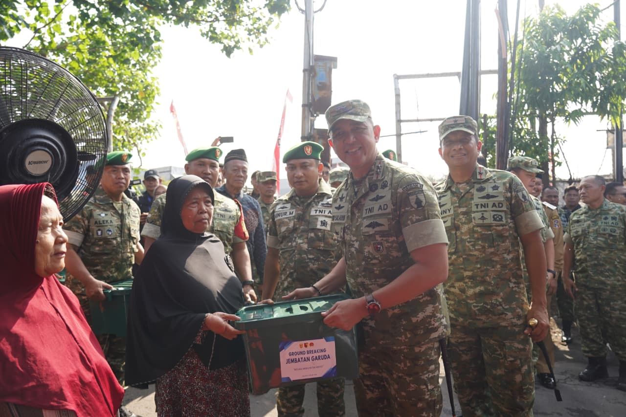 Pangdam V/Brawijaya Pimpin Ground Breaking Jembatan Garuda di Genting Kalianak, Surabaya