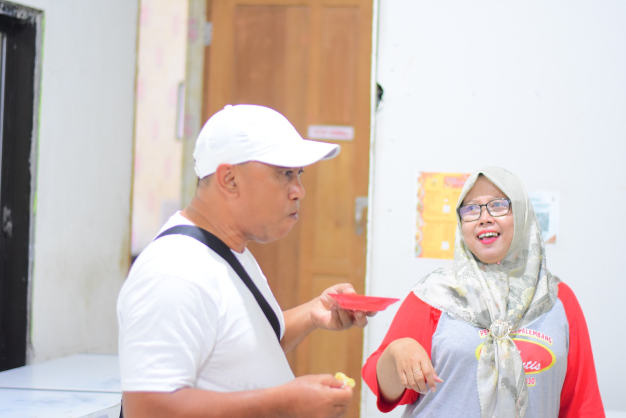 Juragan Pempek Tjek Entis Buka Kemitraan Frozen Food Rp12 Juta Bareng PLN & Magfood