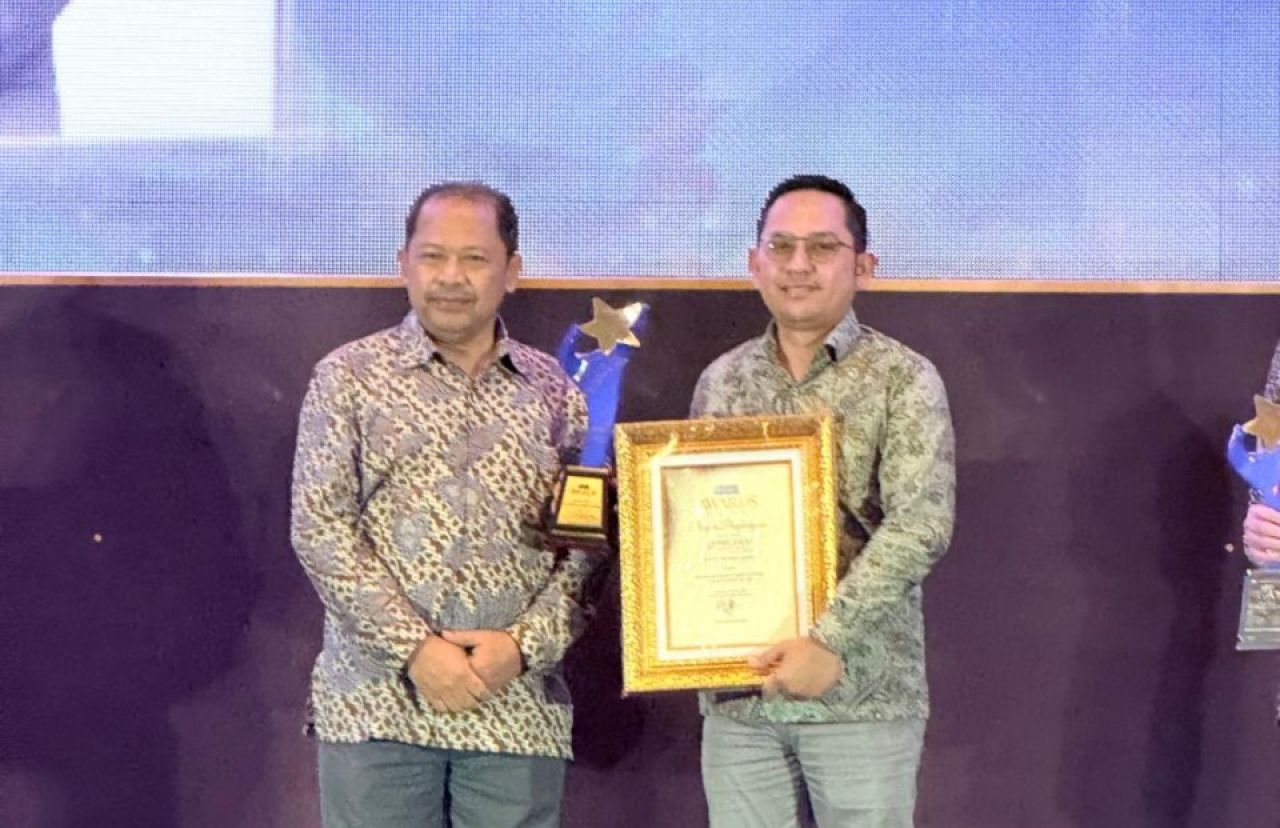 Radar Surabaya Awards 2026 Apresiasi PT Terminal Teluk Lamong atas Inovasi EAZI