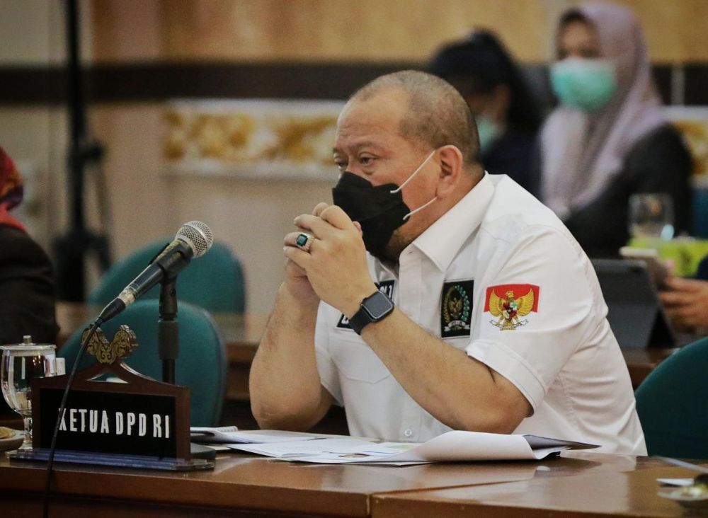 LaNyalla Imbau Warga Serius Jauhi Kerumunan, Ratusan Nakes Covid Wafat