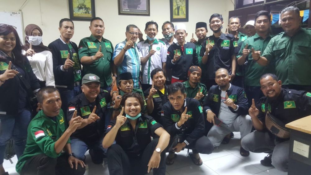 Dalam pertemuan Samsurin Ketua DPC PBB bersama jajaran pengurus