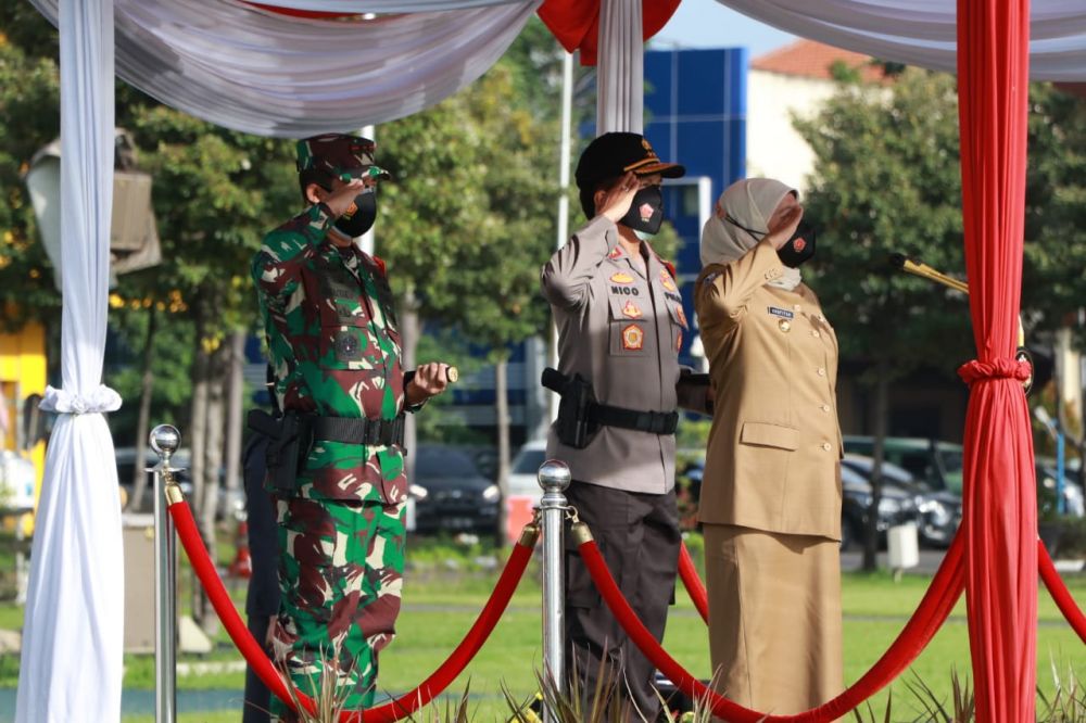 Forkopimda Jatim Apel Gelar Pasukan Ops Lilin Semeru 2020