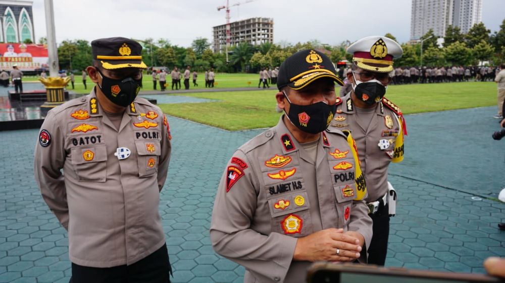 Wakapolda Jatim Brigjen pol Drs. Slamet Hadi Supraptoyo di dampingi PJU