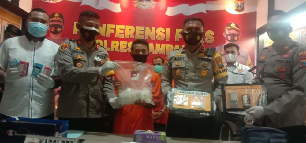 Kasat narkoba ungkap kurir sabu antar provinsi di Polres Sampang