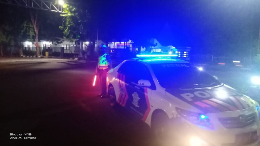 Polres Gresik Patroli Gabungan Skala Besar Jaring Pelanggar Prokes