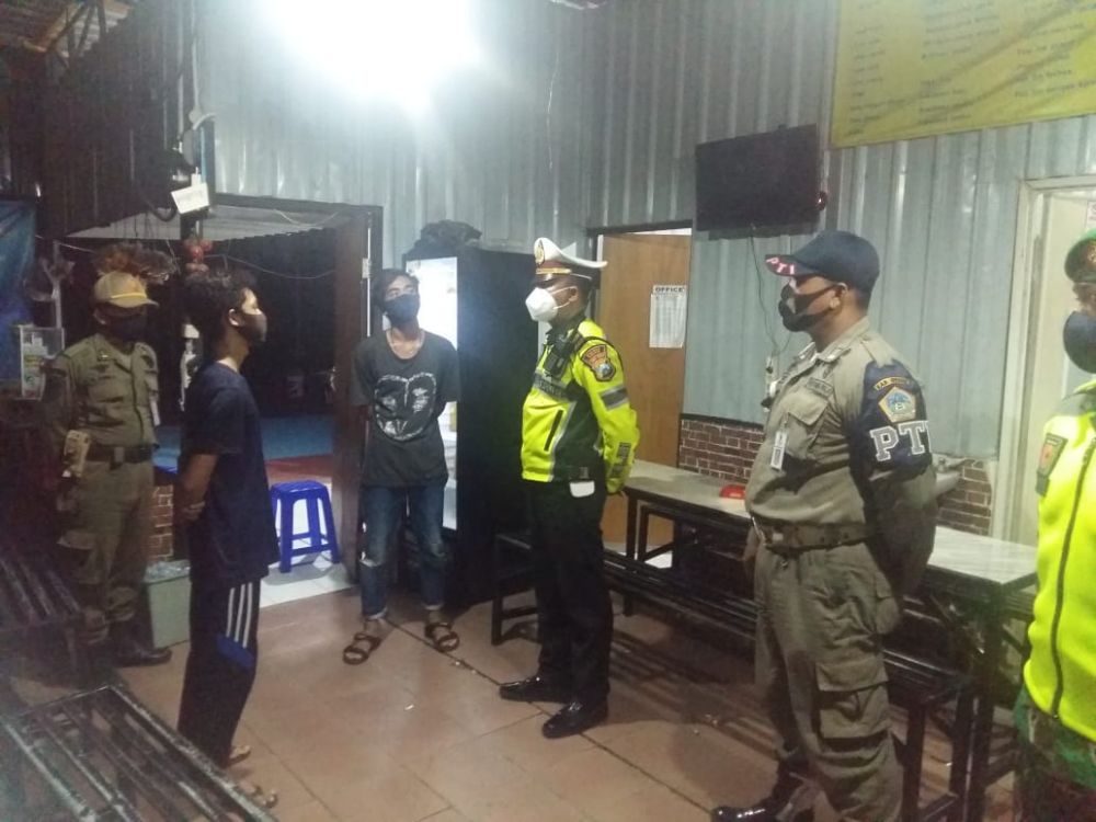 Polres Gresik Lakukan Ops Yustisi sasar Warkop, kerumunan massa dan cafe