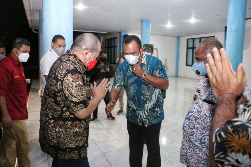 Ketua DPD RI LaNyalla saat berkunjung ke Raja Ampat