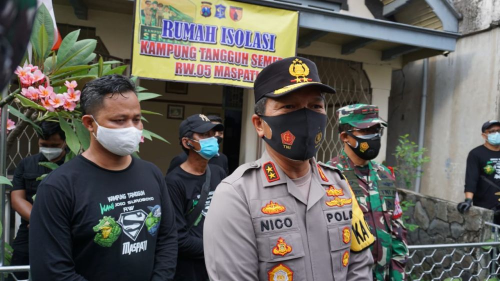 Kapolda Jatim Irjen Pol Dr Nico Afinta saat memberikan motivasi kepada warga Kampung Tangguh Semeru